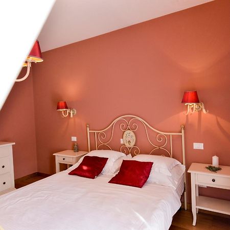 Villas Vilanija ウマグ エクステリア 写真